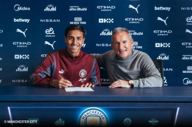 最专业对体育视频直播平台-19岁雷斯转会曼城 他能适应吗？他能踢出名堂吗？