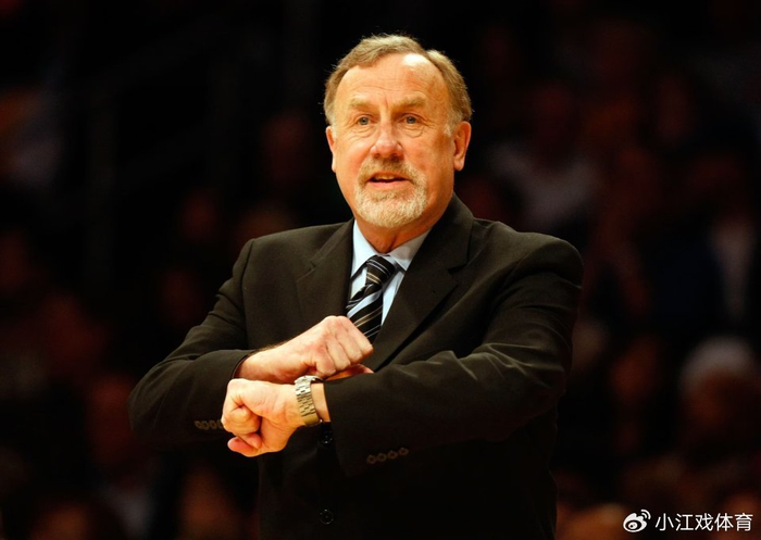 世界杯直播-NBA名帅离世享年79岁！勇士官方追悼：他的传奇生涯影响了无数人|阿德尔曼|国王|里克·阿德尔曼|篮球|萨克拉门托国王队_新浪体育_新浪新闻